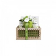 IDC Institute, Matcha Tea Wooden Basket  Gift set 7 Pcs