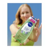 NIVEA Fresh Shower Starlight Garden Apple & Muguet Scent 250ml